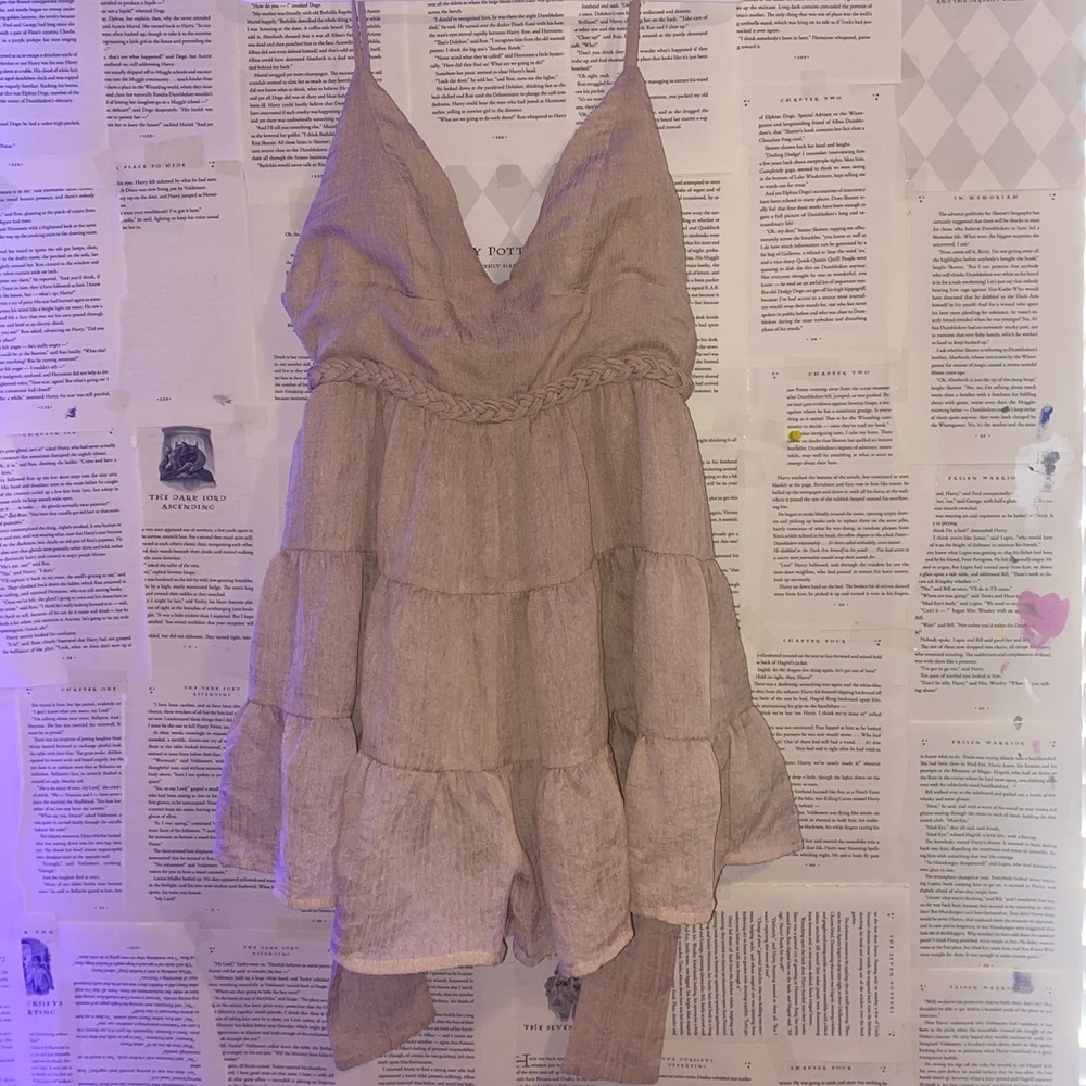 Light brown jumper size medium